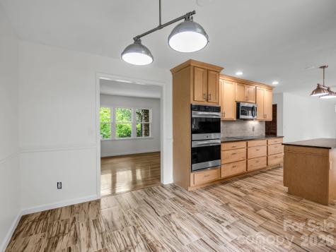 11 Deer Run Drive Asheville NC 28803
