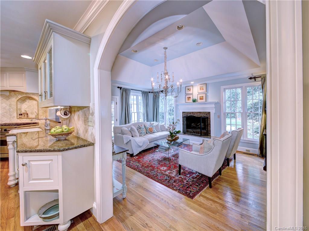 2501 Danbury Street Charlotte NC 28211
