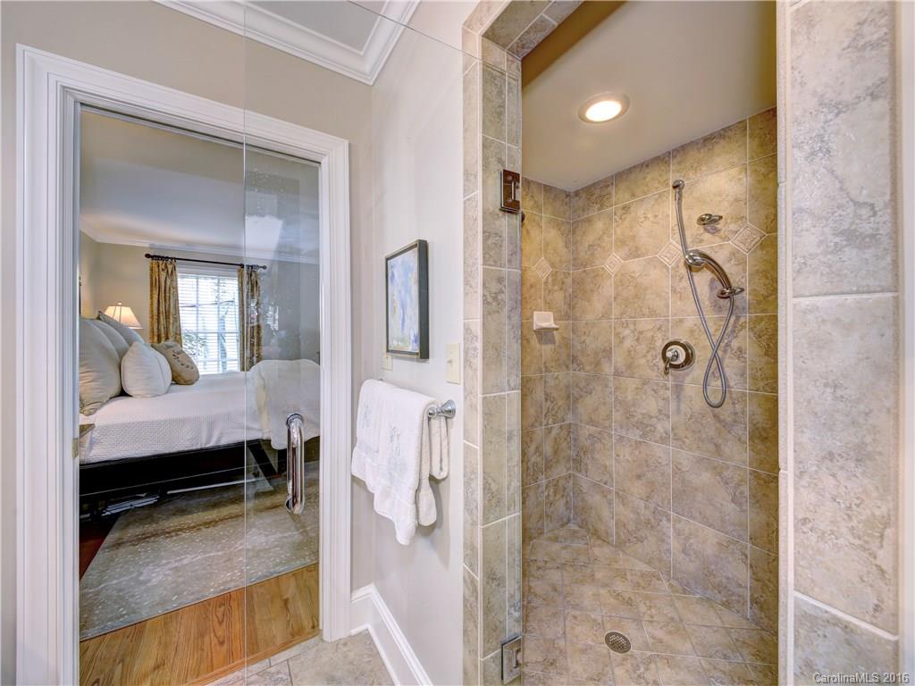2501 Danbury Street Charlotte NC 28211