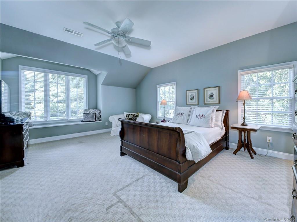 2501 Danbury Street Charlotte NC 28211