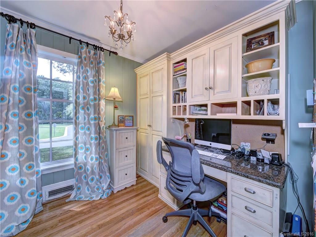 2501 Danbury Street Charlotte NC 28211