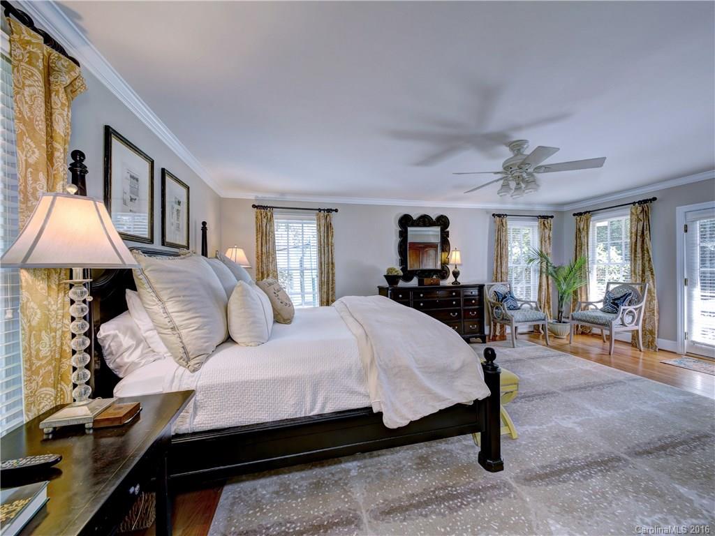 2501 Danbury Street Charlotte NC 28211