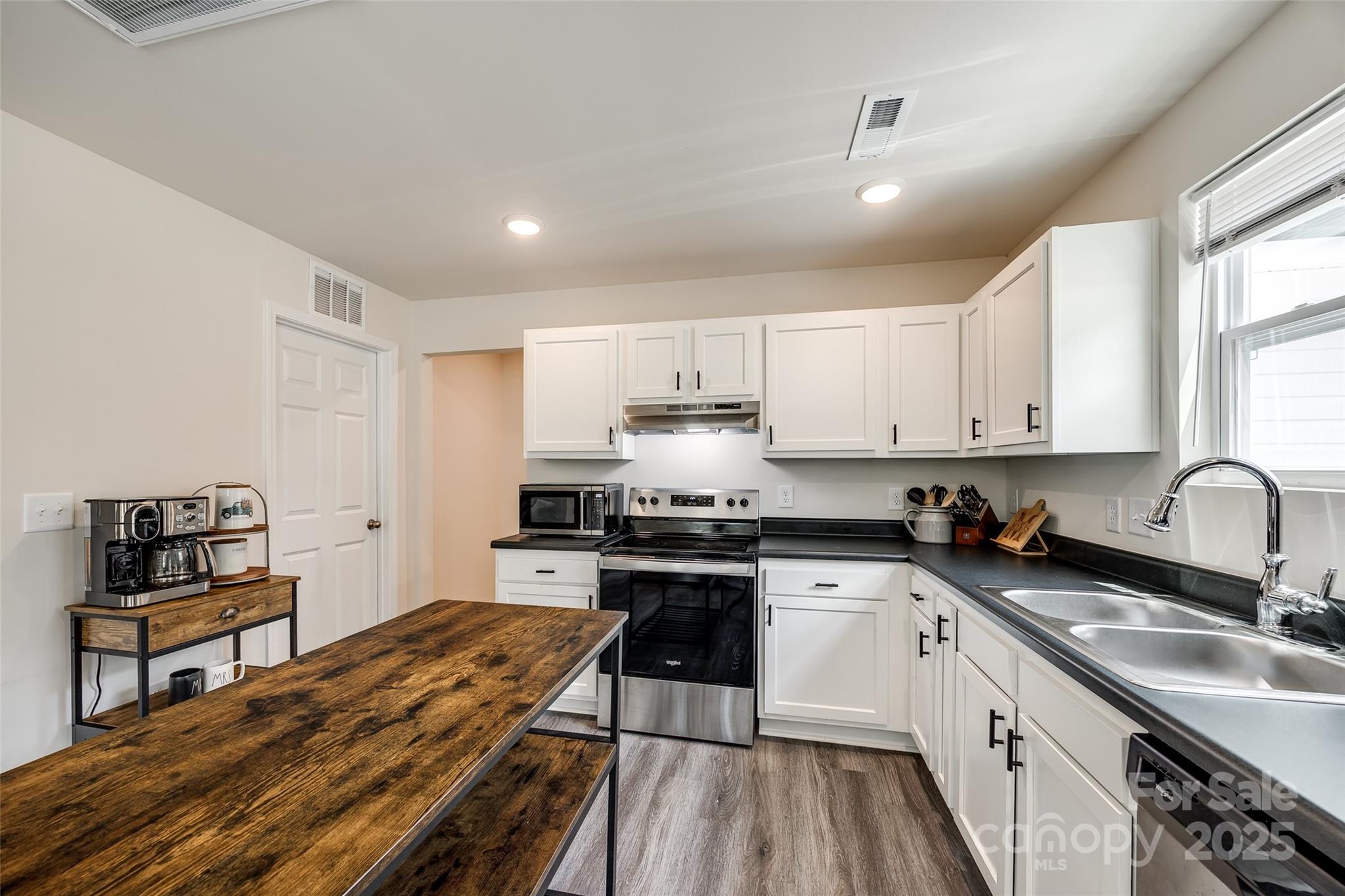 415 Kickapoo Avenue Gastonia NC 28056