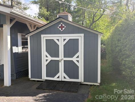 232 Trillium Road Newland NC 28657