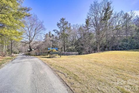 232 Trillium Road Newland NC 28657