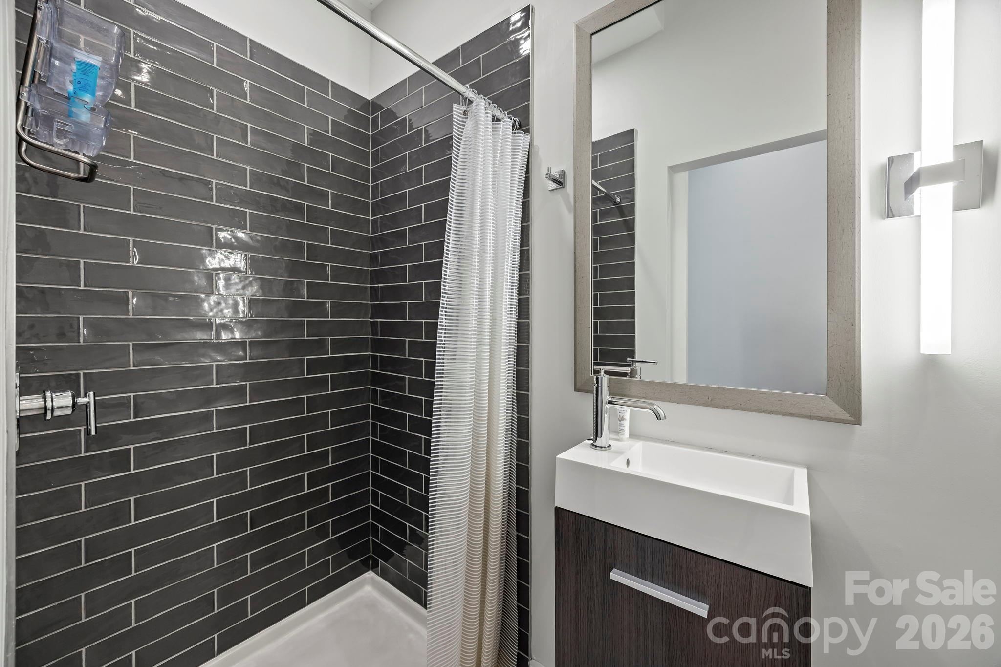 1062 Kenilworth Avenue Charlotte NC 28204