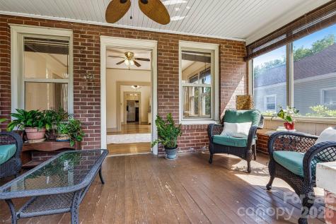 220 W 8th Street Newton NC 28658