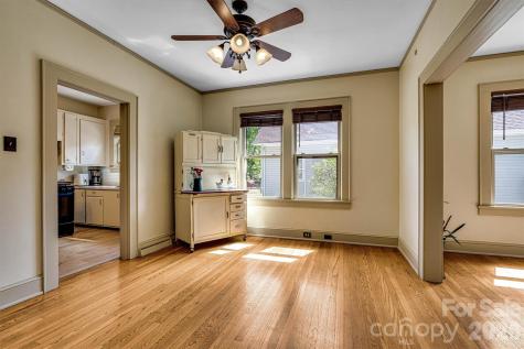 220 W 8th Street Newton NC 28658