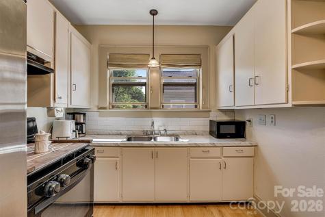 220 W 8th Street Newton NC 28658