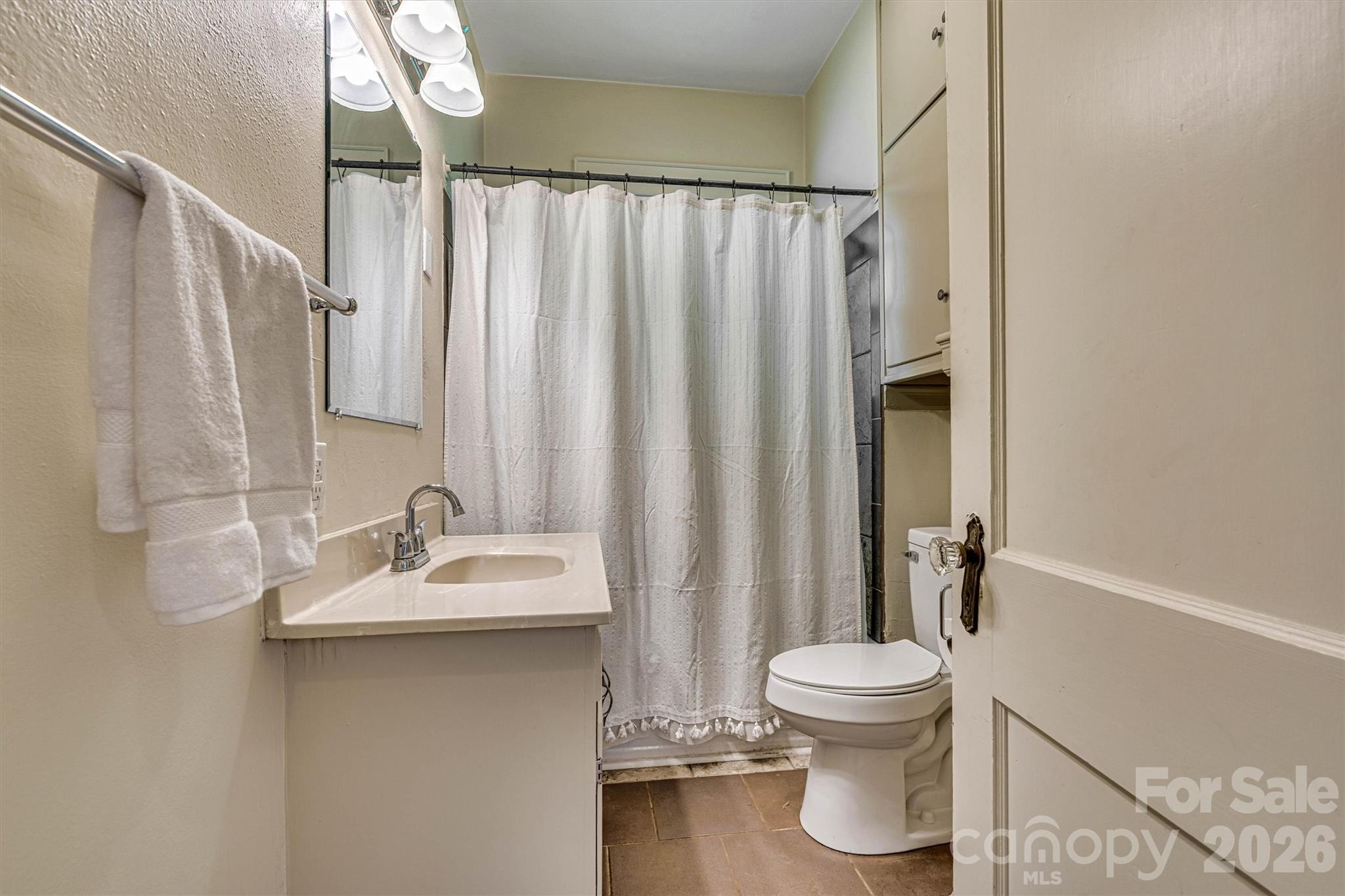 220 W 8th Street Newton NC 28658