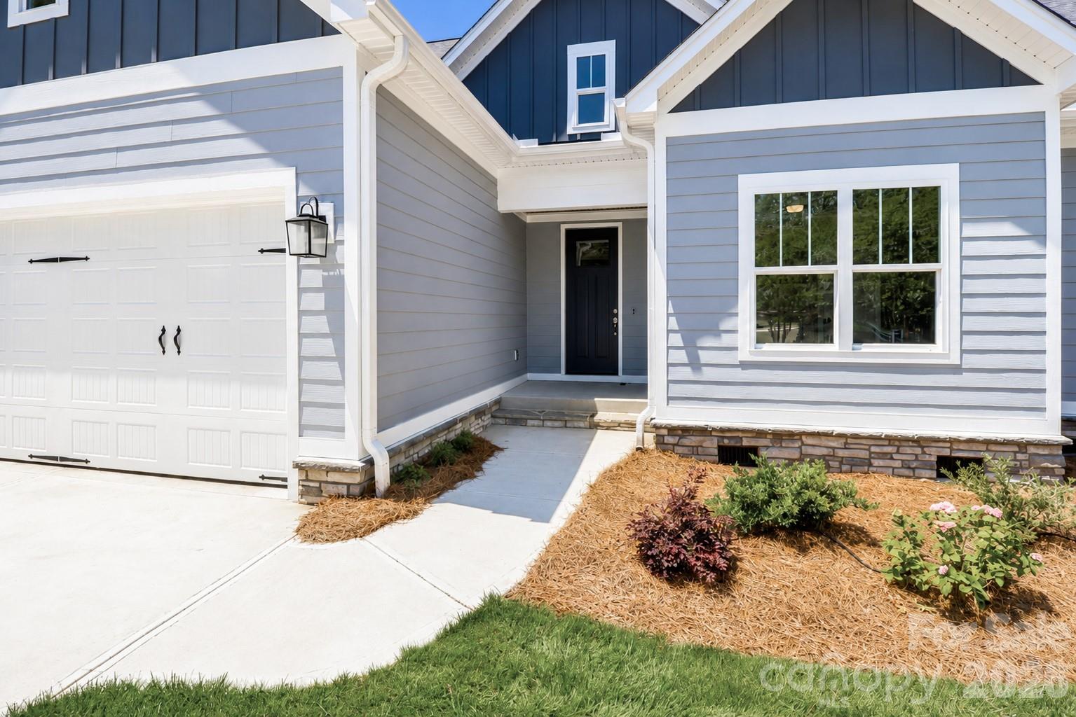 1061 The Glen Street Statesville NC 28677