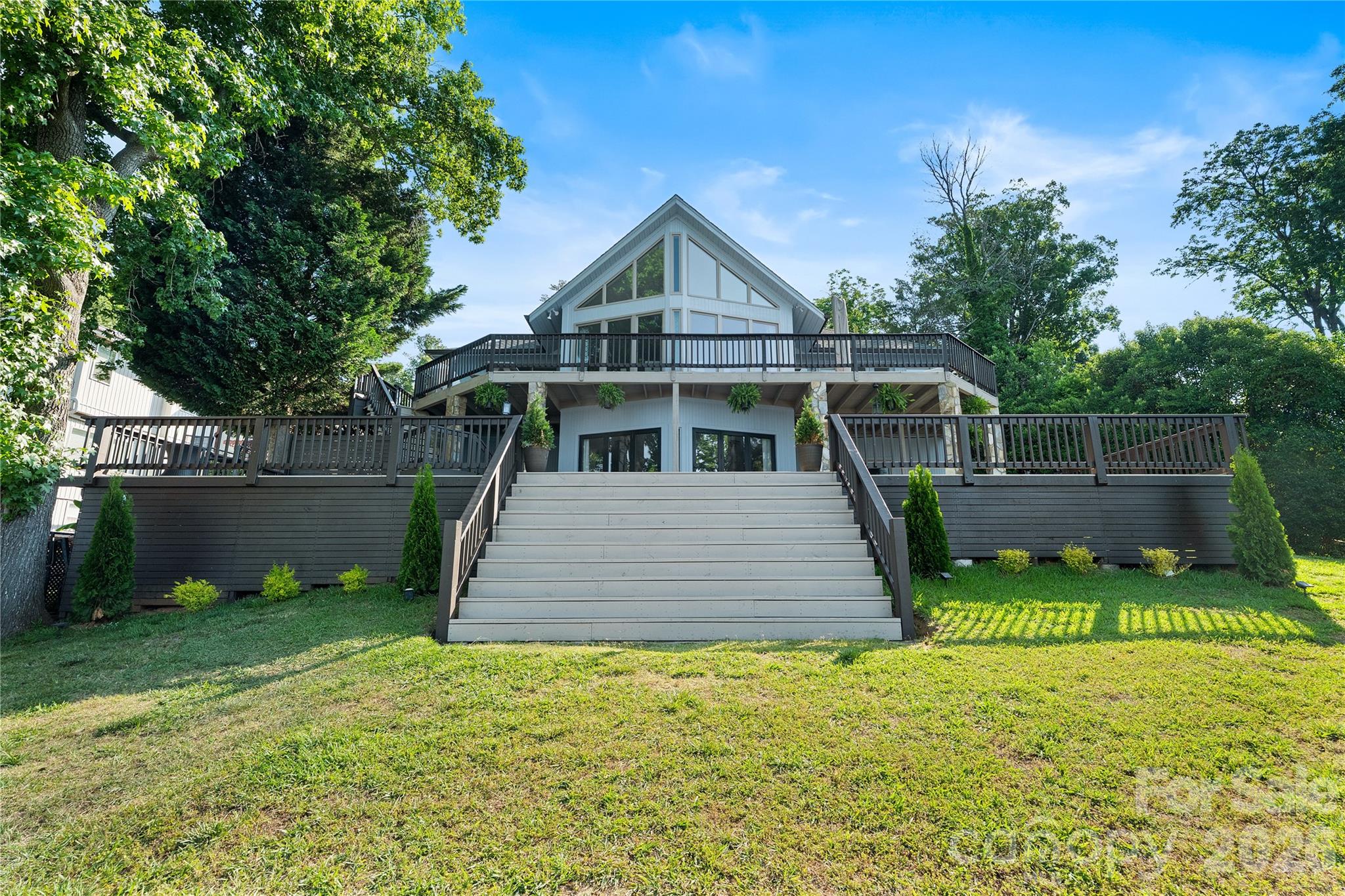 8611 Island Point Road Charlotte NC 28278
