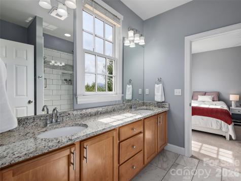 21 Dianthus Drive Asheville NC 28803