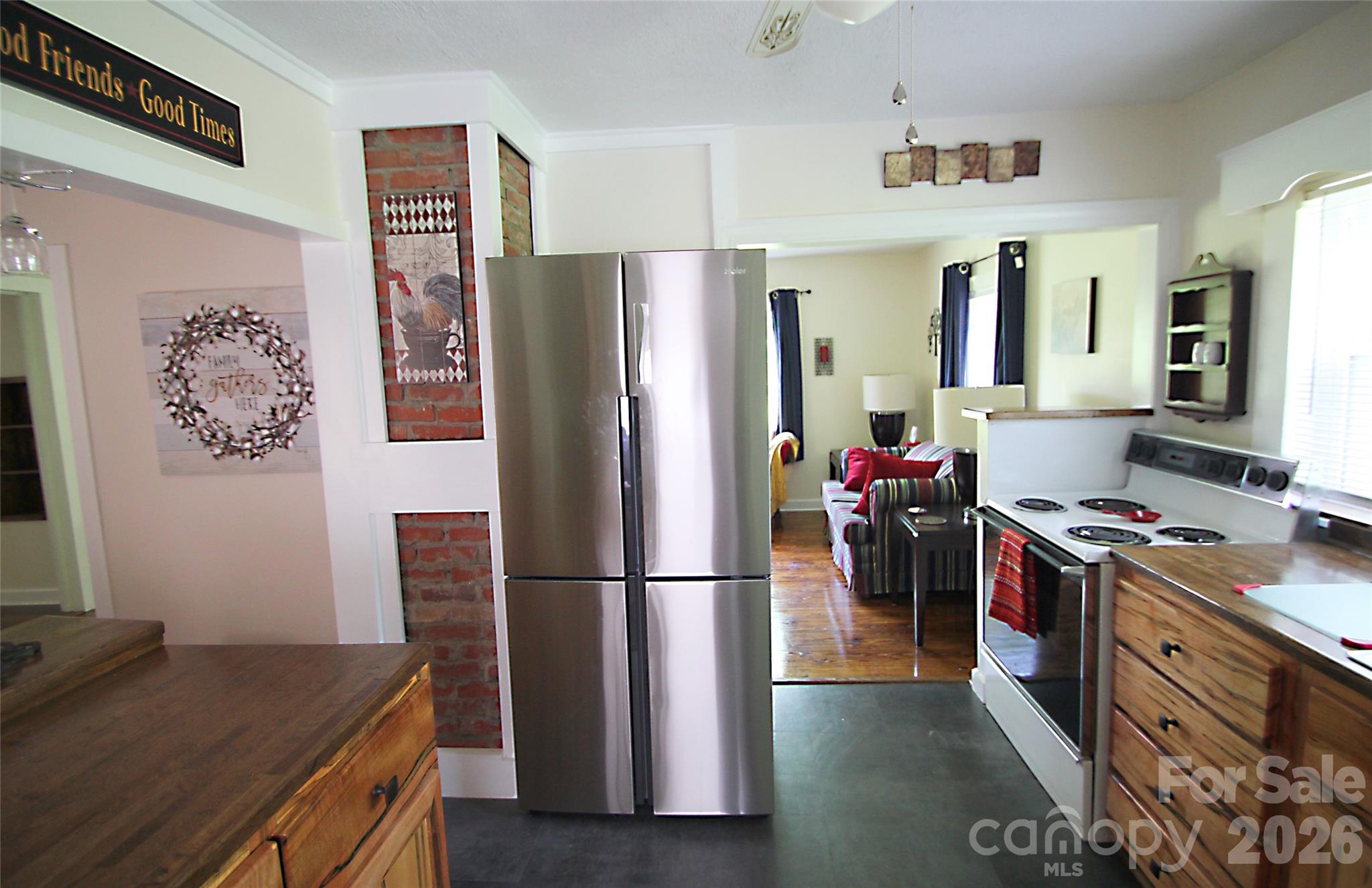 144 Macedonia Road Asheville NC 28804