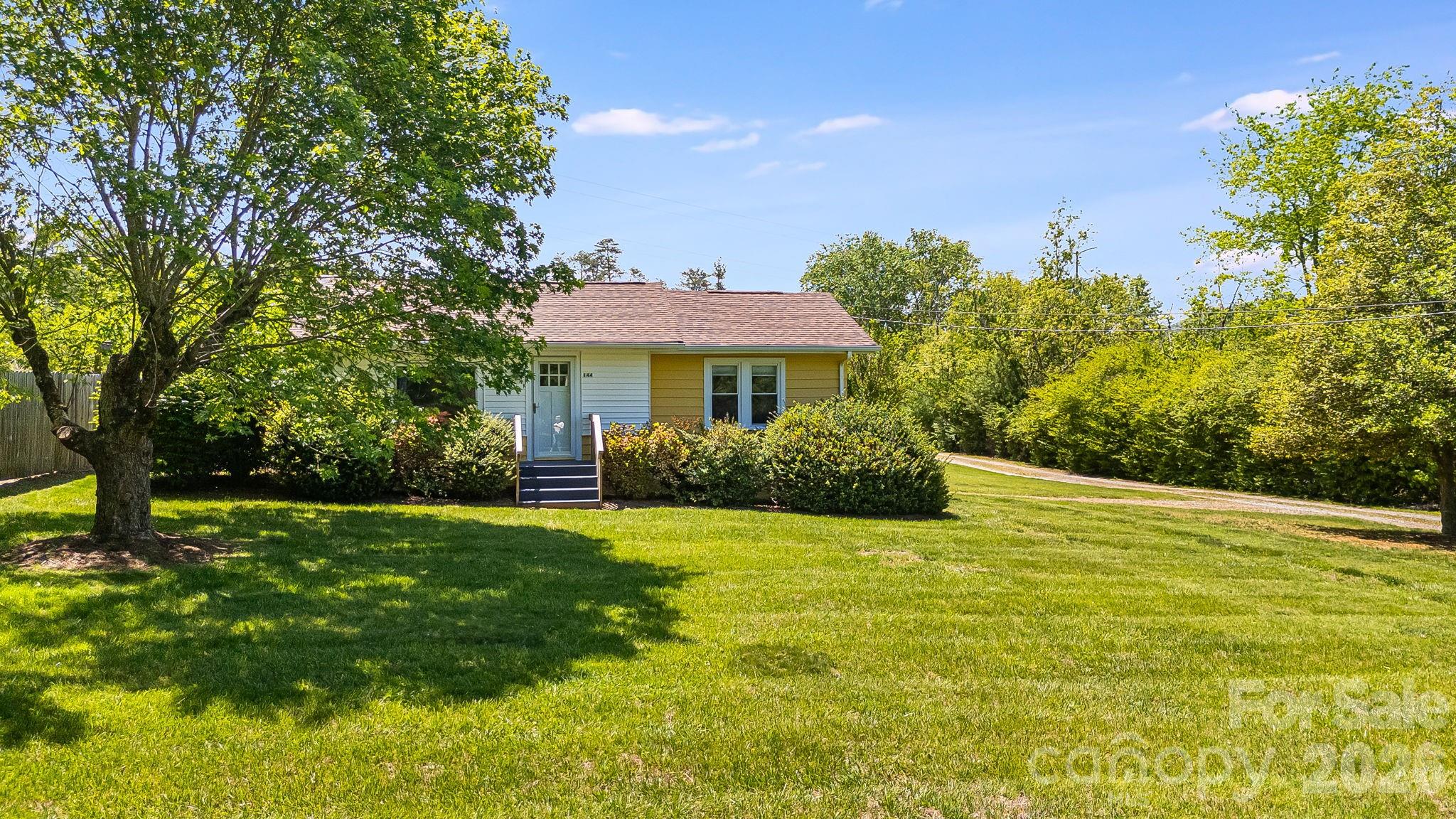 144 Macedonia Road Asheville NC 28804