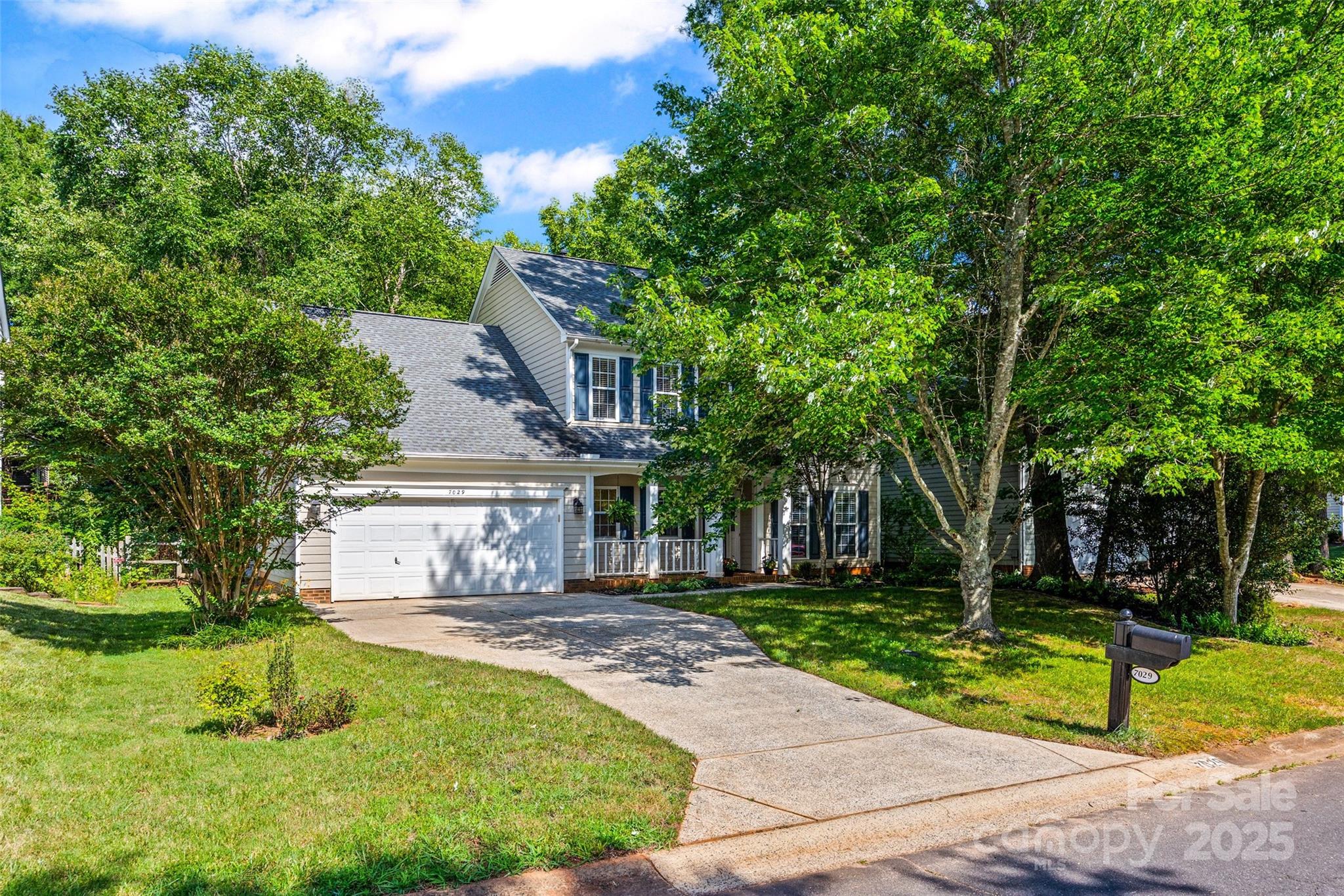 7029 Scuppernong Court Charlotte NC 28215