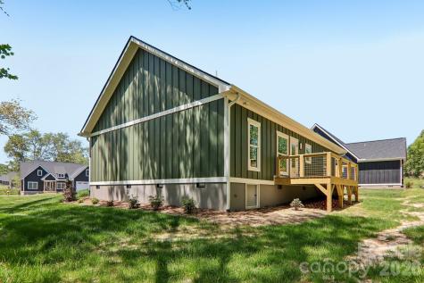 36 Haywood Crossing Drive Hendersonville NC 28791