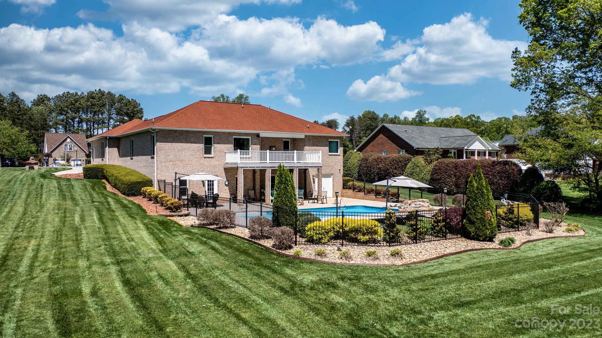 3139 Pinkie Lane Newton NC 28658