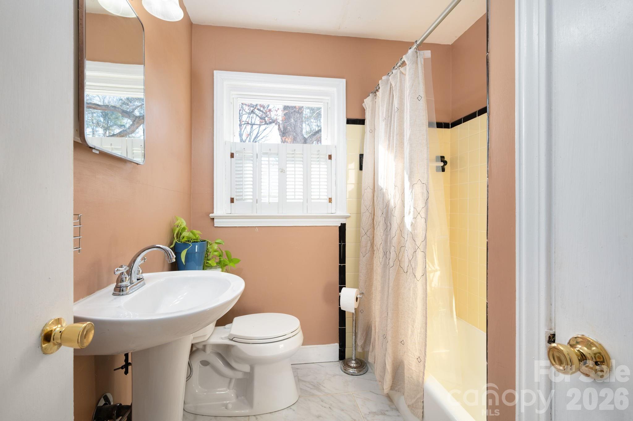 1 Linden Street Arden NC 28704