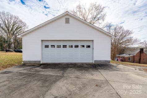 346 N Depot Street Albemarle NC 28001