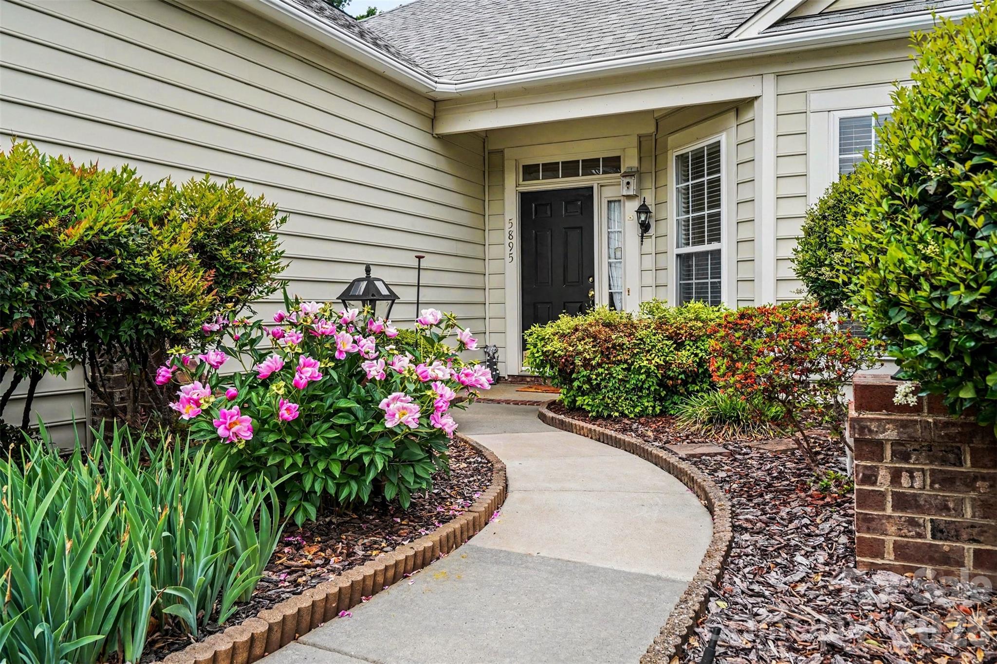 5895 Heartwood Court Harrisburg NC 28075