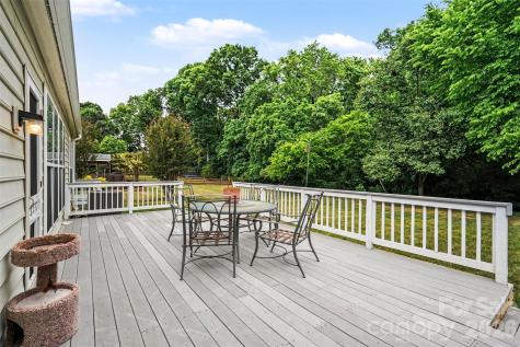 5895 Heartwood Court Harrisburg NC 28075