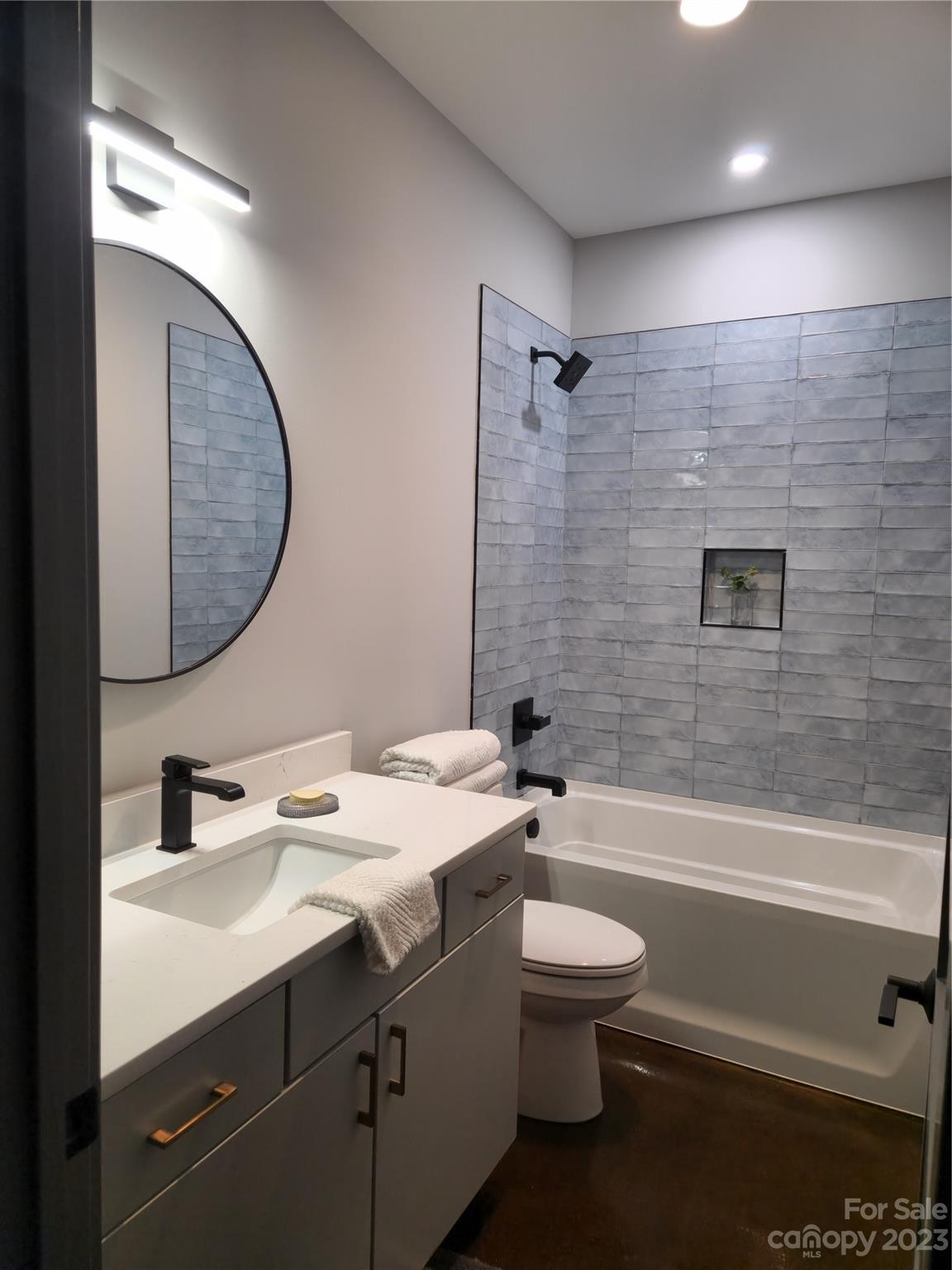 146 Riverview Drive Asheville NC 28806