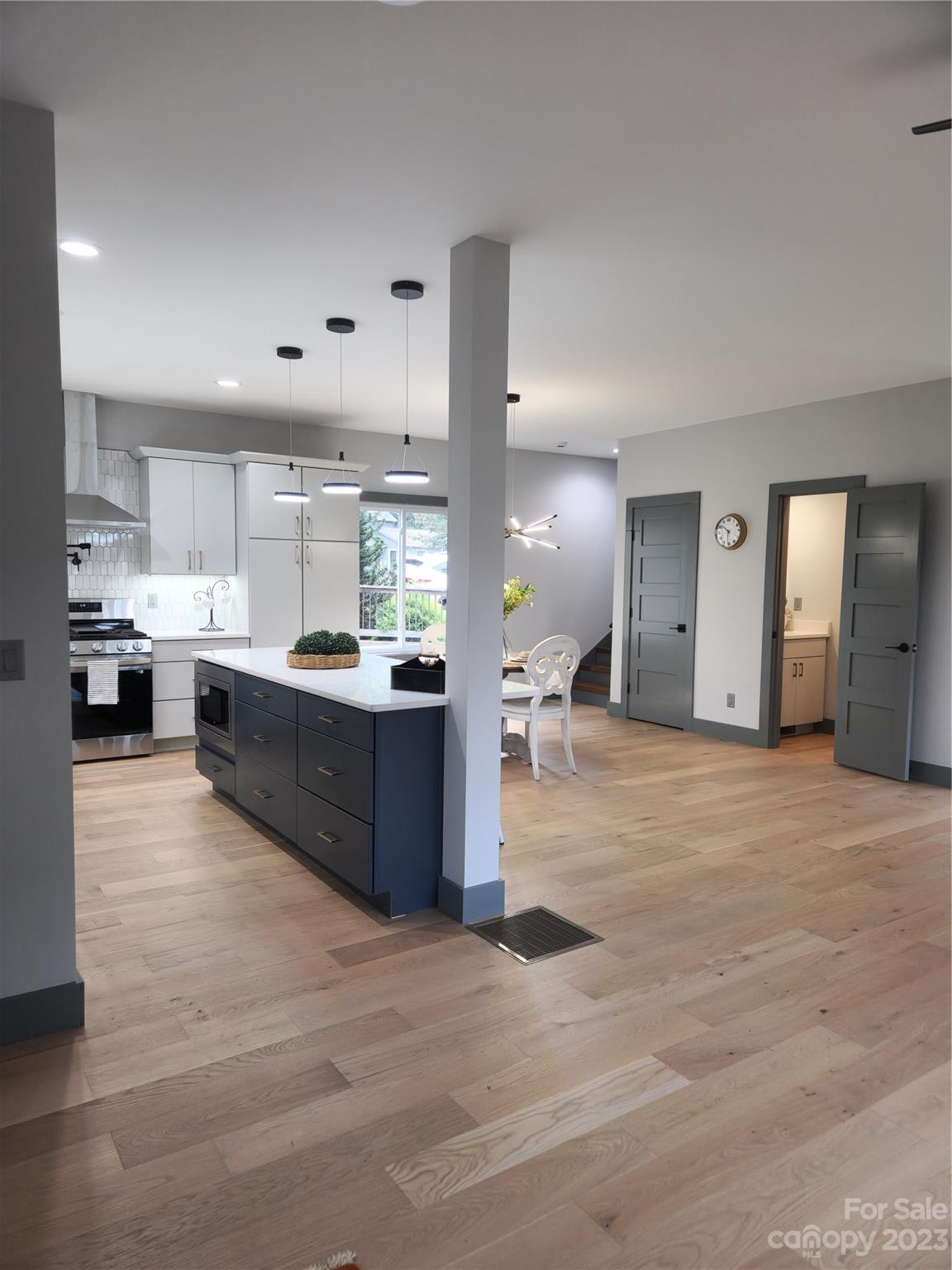 146 Riverview Drive Asheville NC 28806