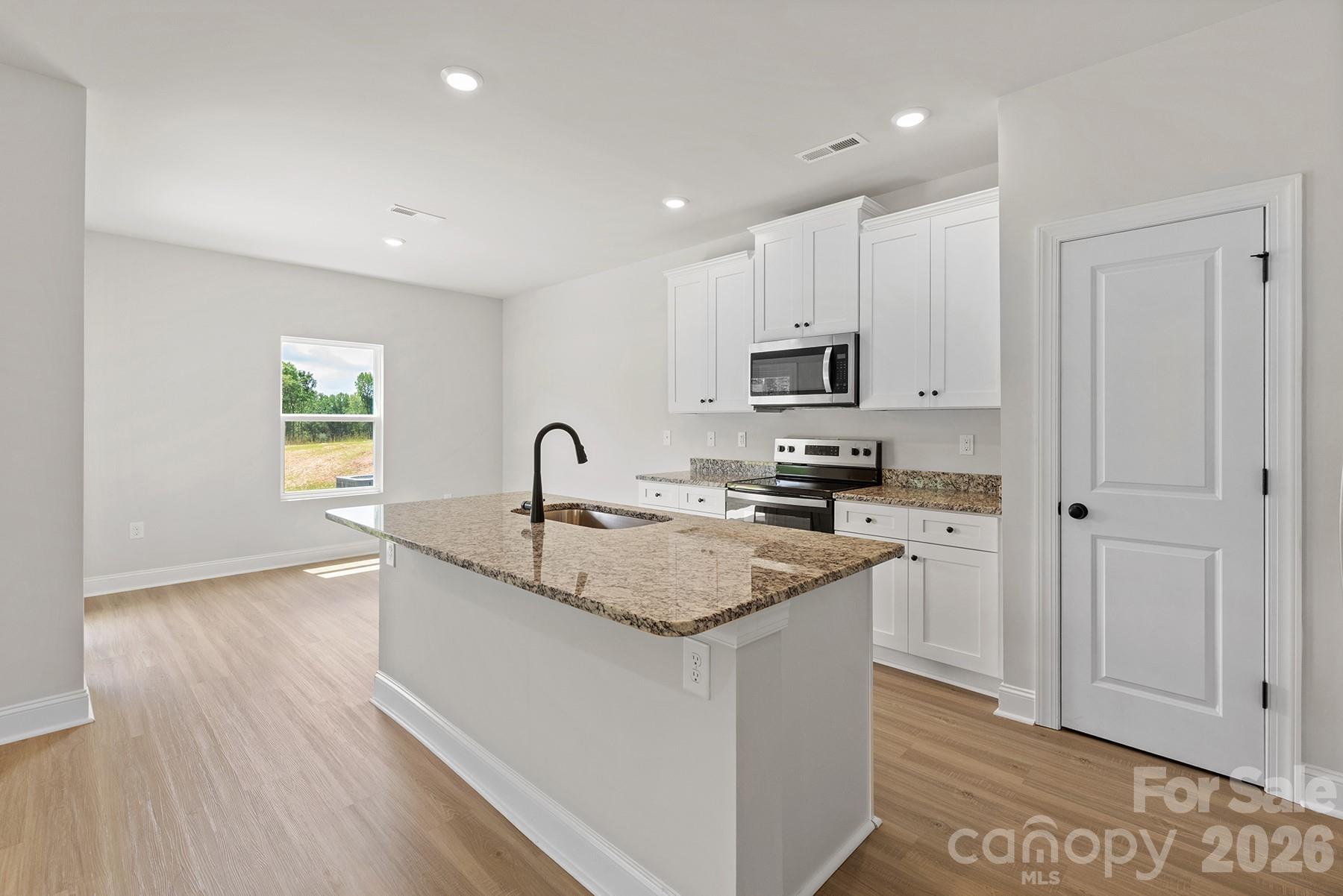 6729 Fairford Drive Charlotte NC 28215