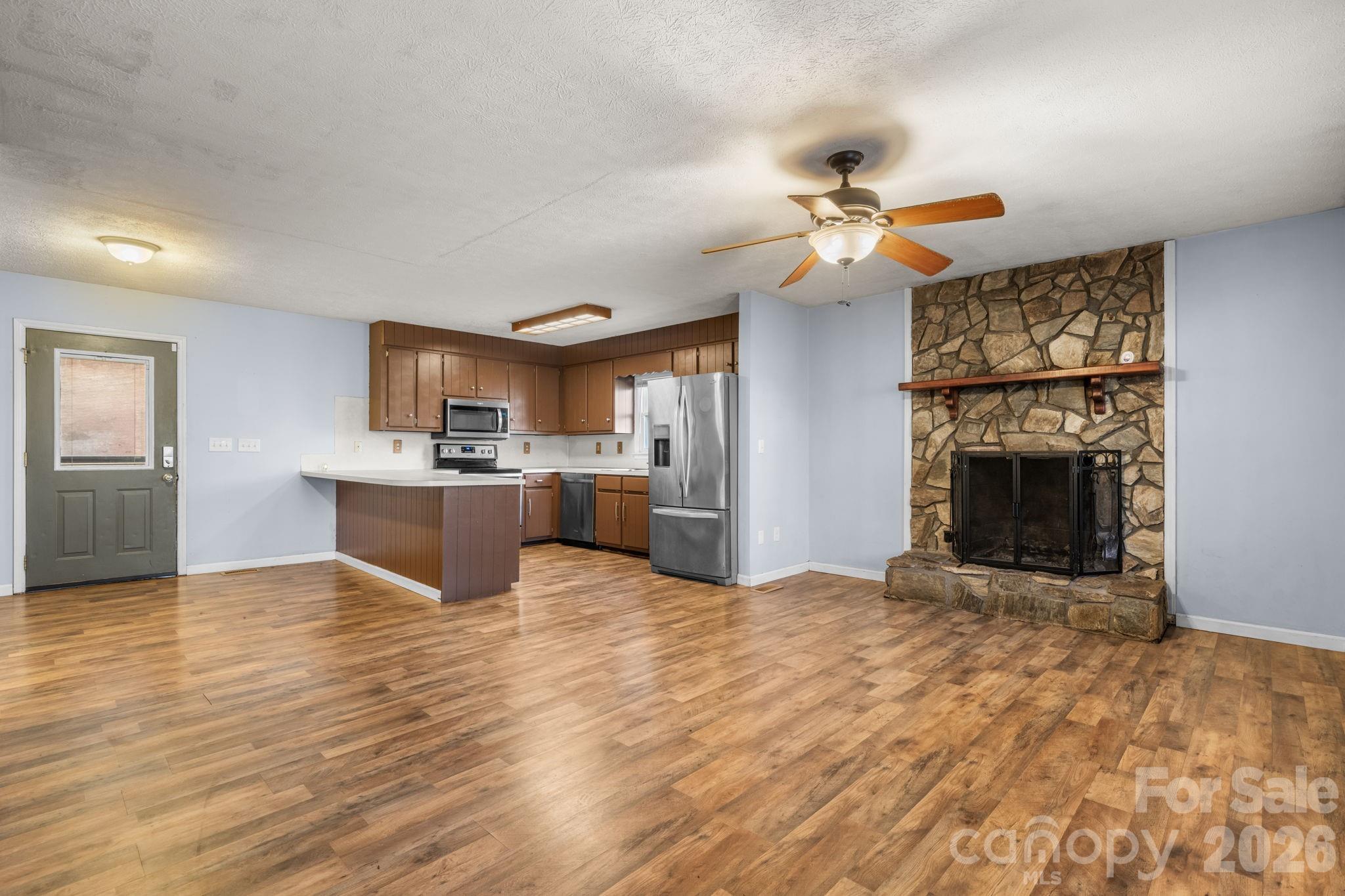 1481 Levi Lane Lenoir NC 28645