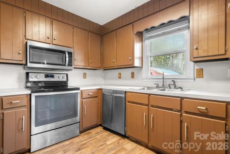 1481 Levi Lane Lenoir NC 28645