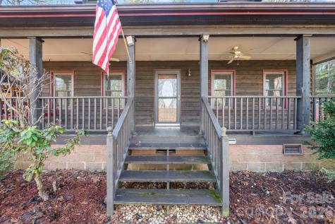 1481 Levi Lane Lenoir NC 28645
