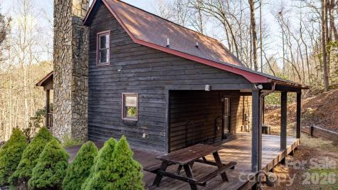 1481 Levi Lane Lenoir NC 28645