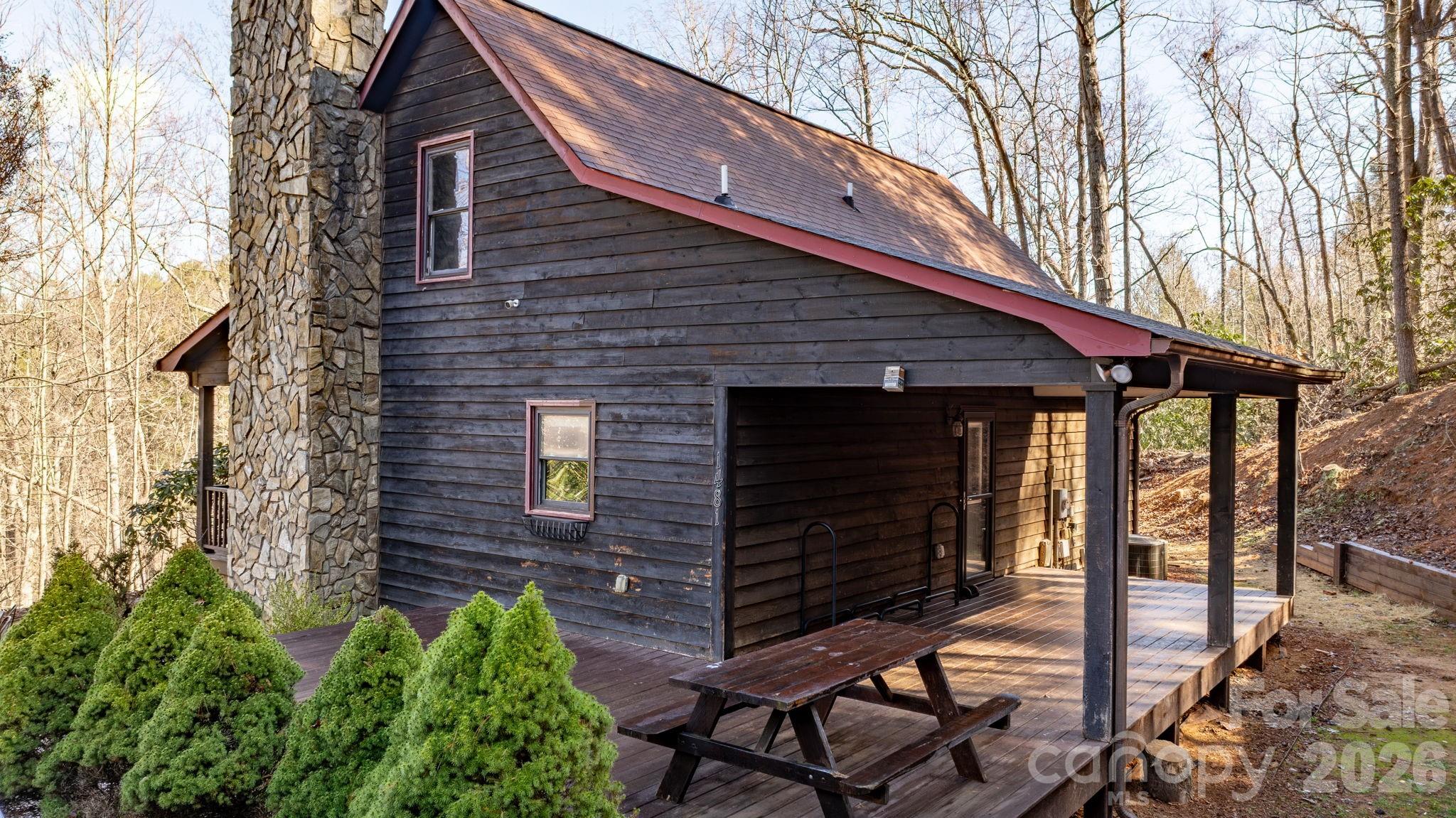 1481 Levi Lane Lenoir NC 28645