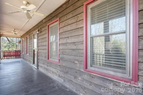 1481 Levi Lane Lenoir NC 28645