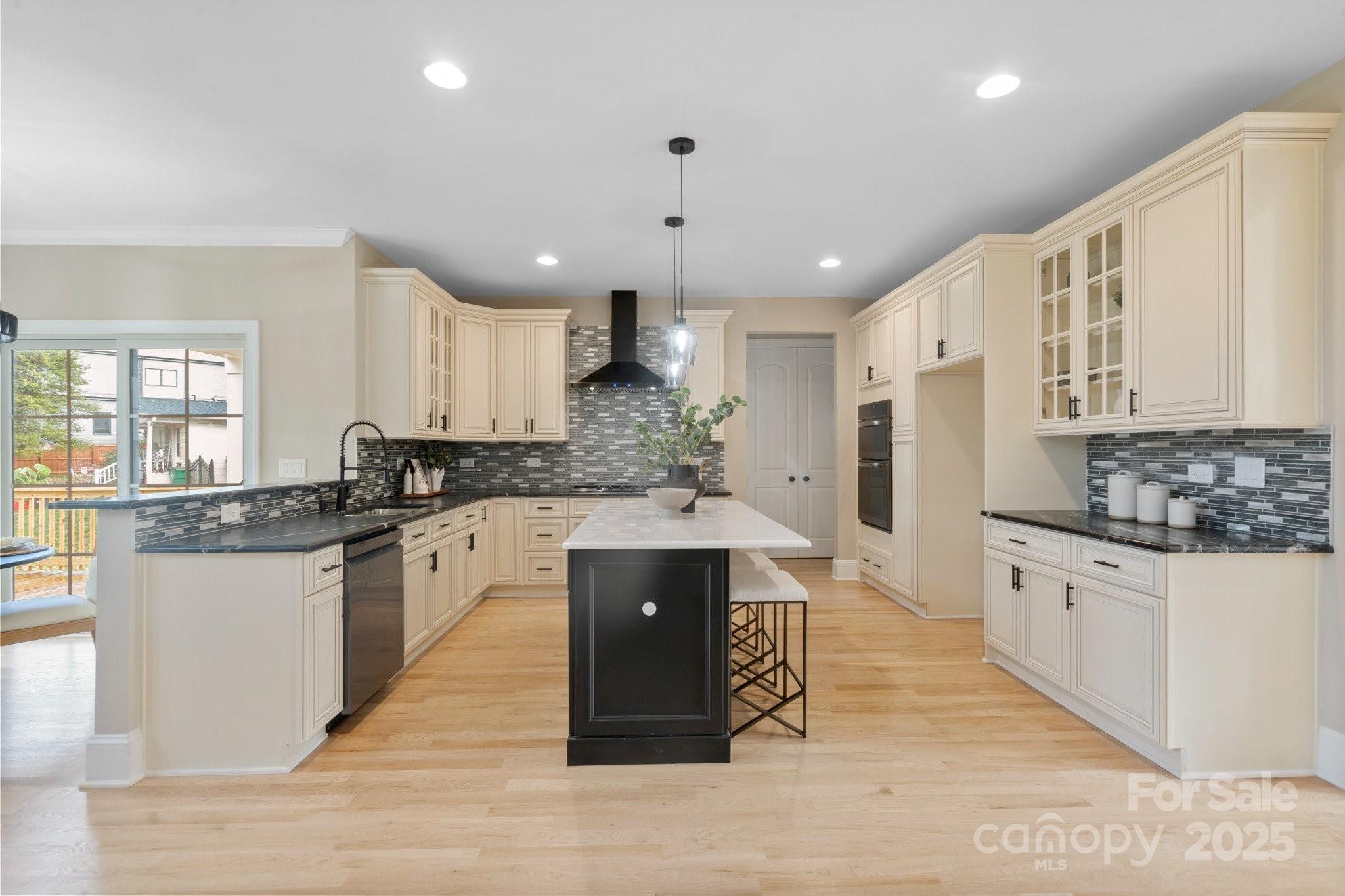4023 Randolph Road Charlotte NC 28211