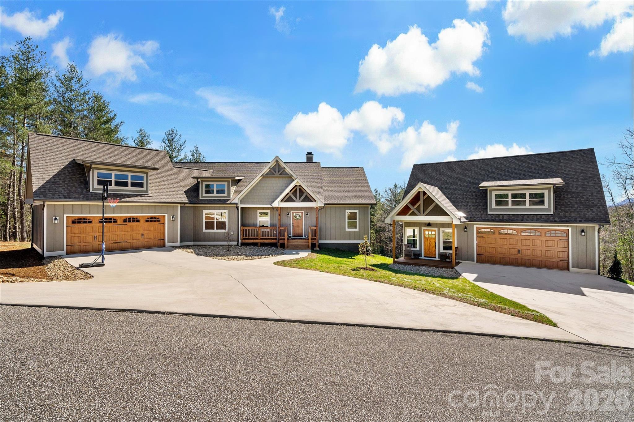 207 Lake Crest Drive Nebo NC 28761