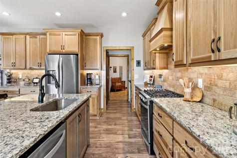 207 Lake Crest Drive Nebo NC 28761