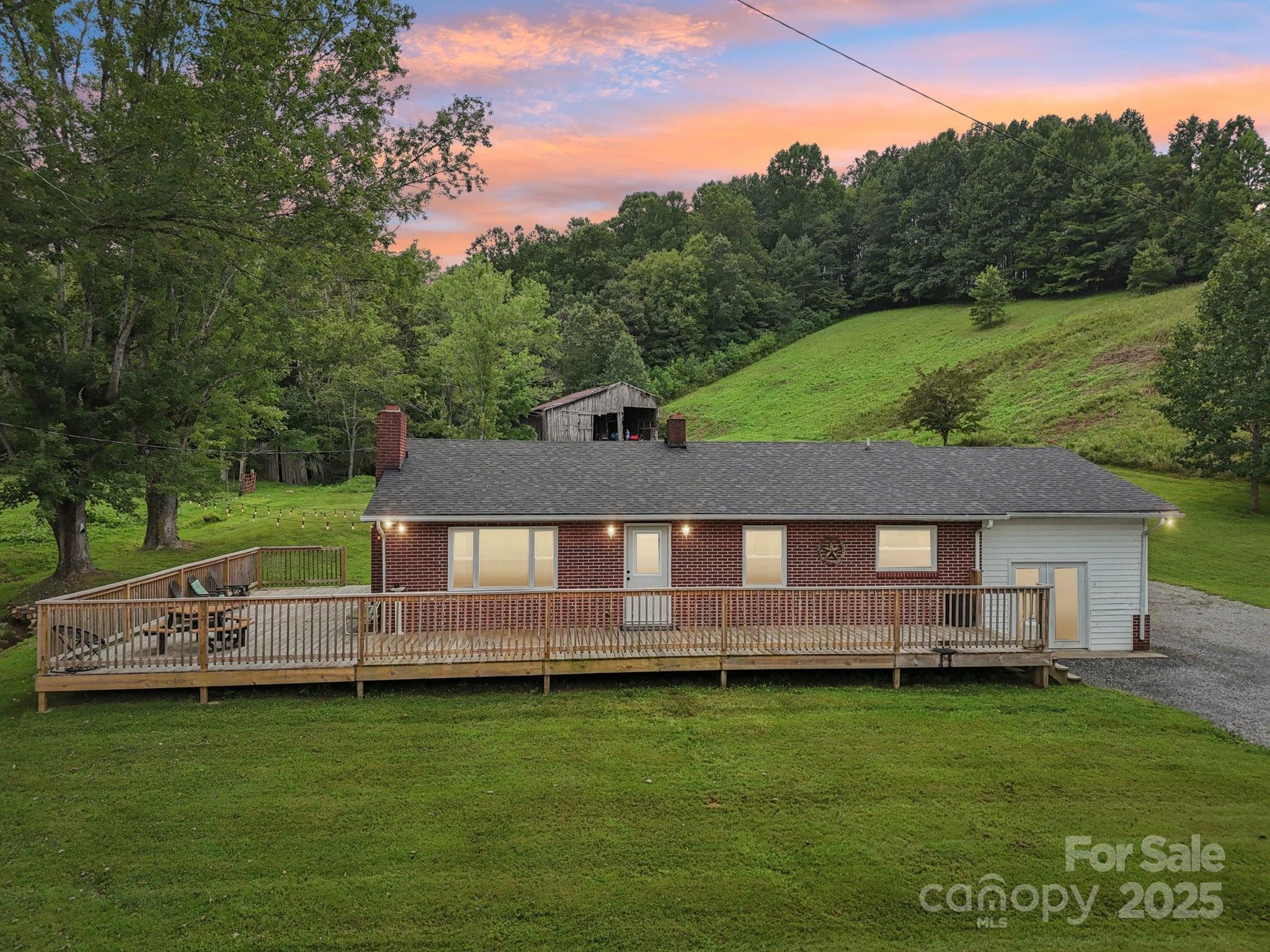 514 Mine Branch Road Burnsville NC 28714