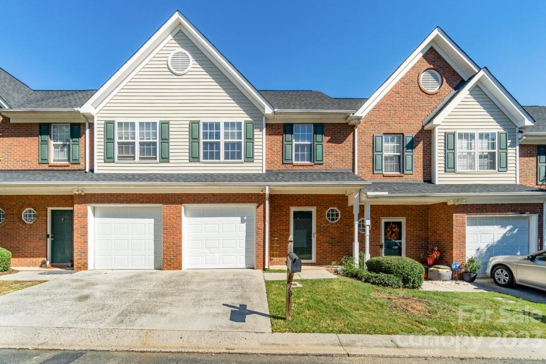 7811 Lennoxshire Lane Charlotte NC 28210