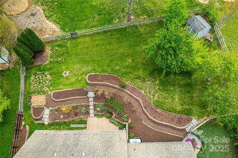 25 N Willow Brook Drive Asheville NC 28806