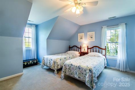 25 N Willow Brook Drive Asheville NC 28806