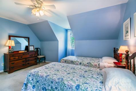 25 N Willow Brook Drive Asheville NC 28806