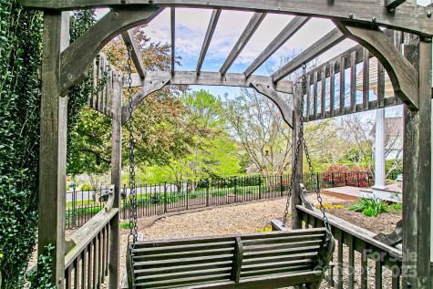 25 N Willow Brook Drive Asheville NC 28806