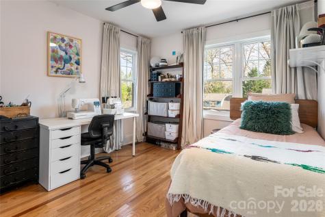 25 Lamar Avenue Asheville NC 28803