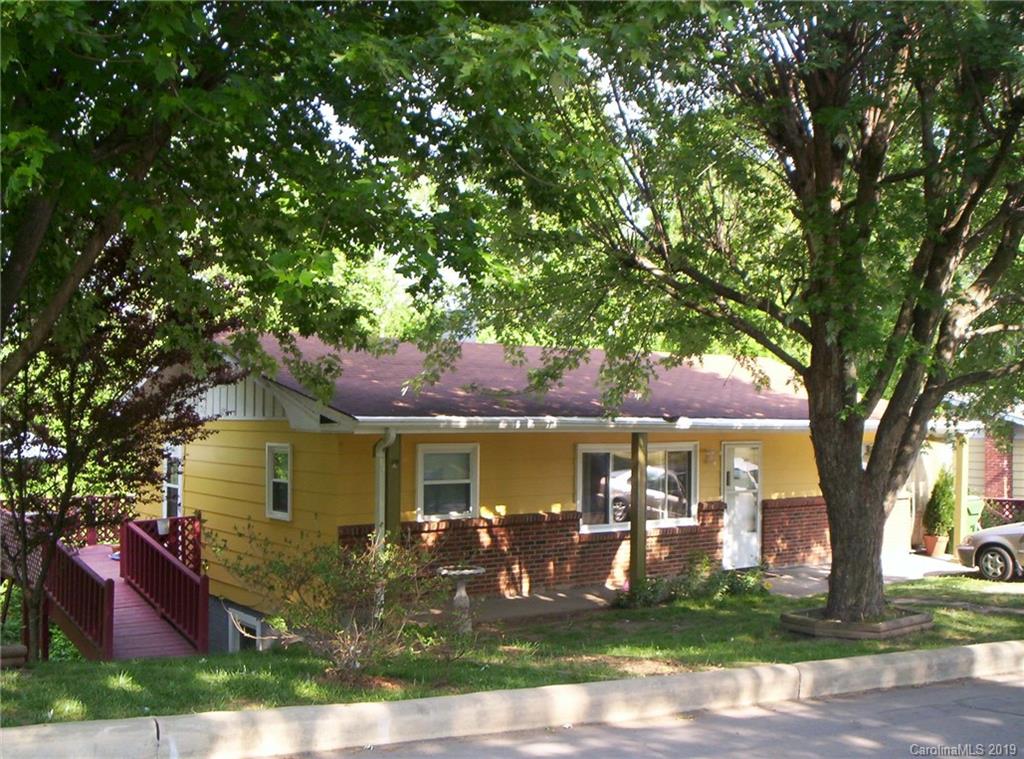 376 Riverview Drive Asheville NC 28806