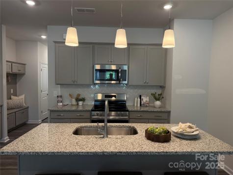 5115 Orchardview Way Charlotte NC 28216