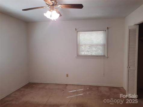 121 Greenview Drive Kannapolis NC 28081