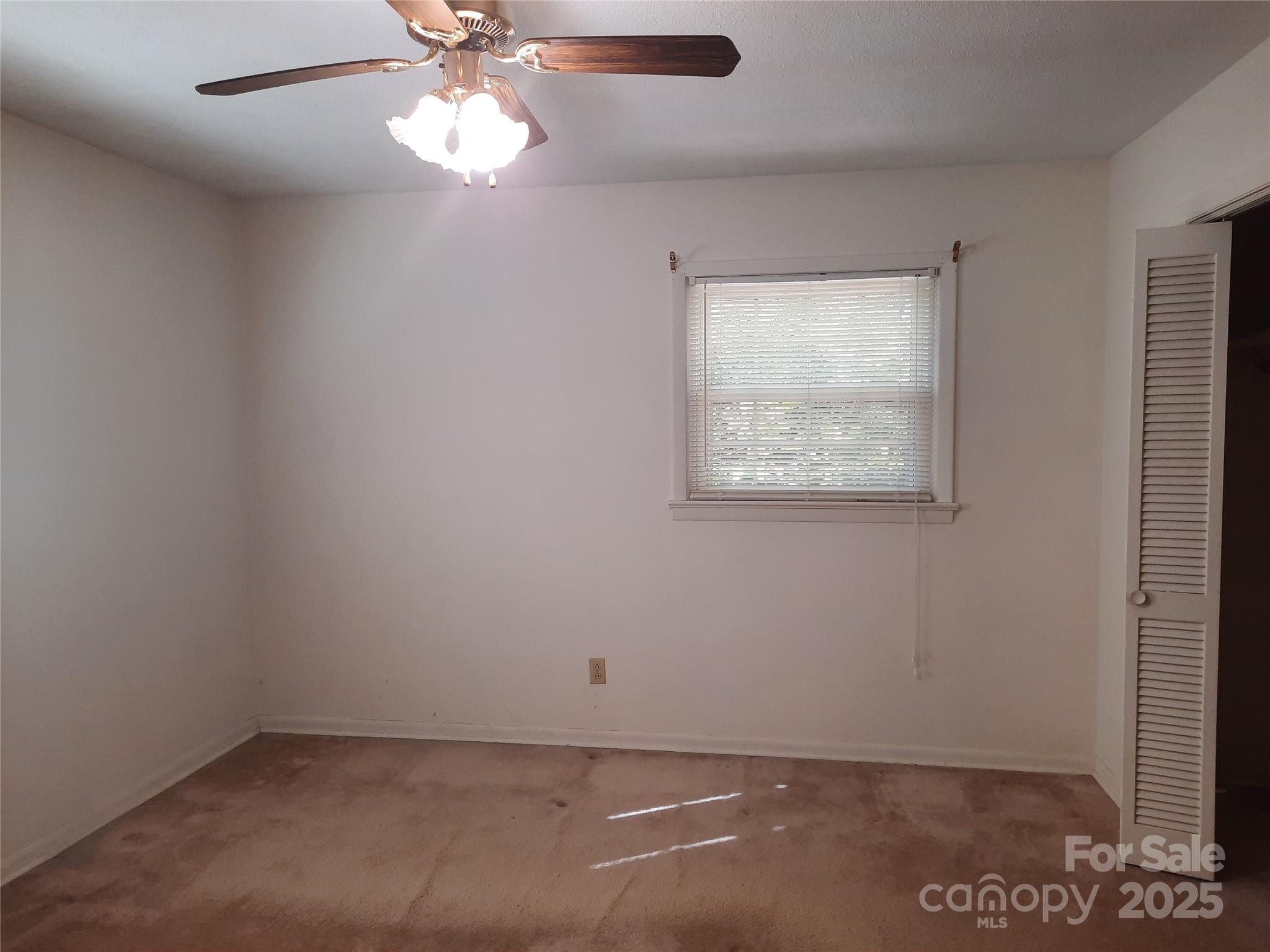 121 Greenview Drive Kannapolis NC 28081