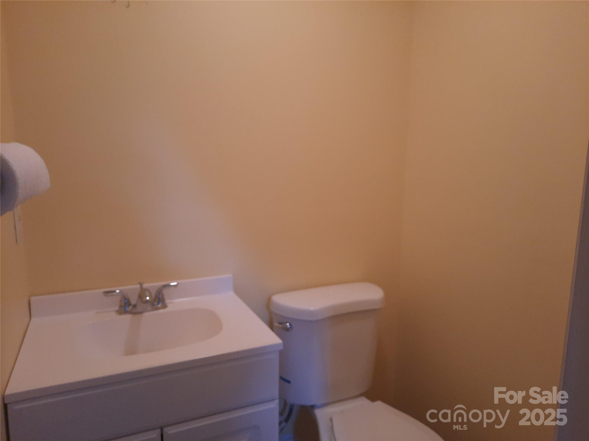 121 Greenview Drive Kannapolis NC 28081